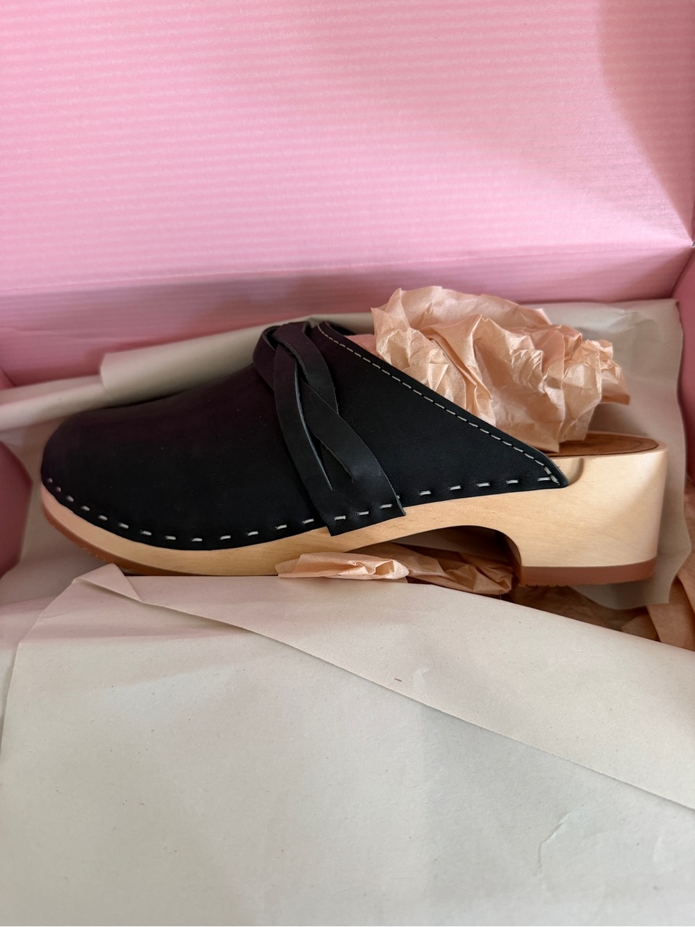 Kurier Women's Black Leather Slip-On Clog Wood Sole 38